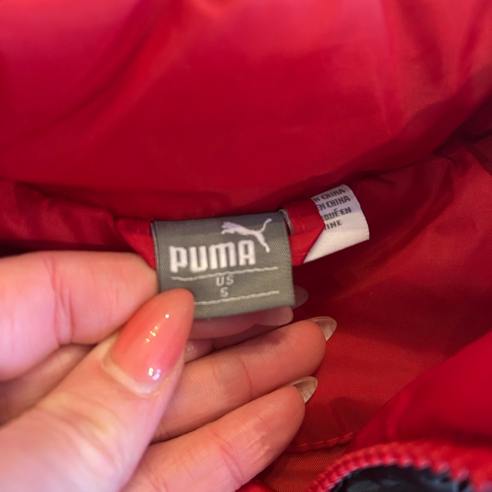 Puma Red Puffer Jacket - Picture 3 of 4